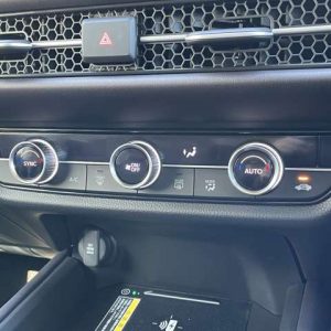 Honda Zr-v 2.0 E:hev Z Genuine Navigation