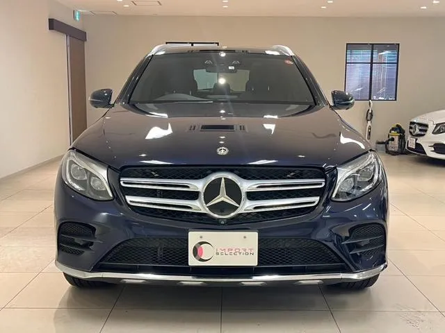 Mercedes-Benz GLC 220d : Performance, Features & Price Overview