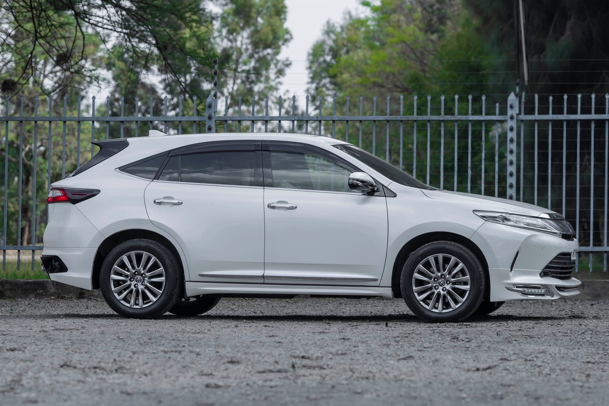 Toyota-Harrier (17)