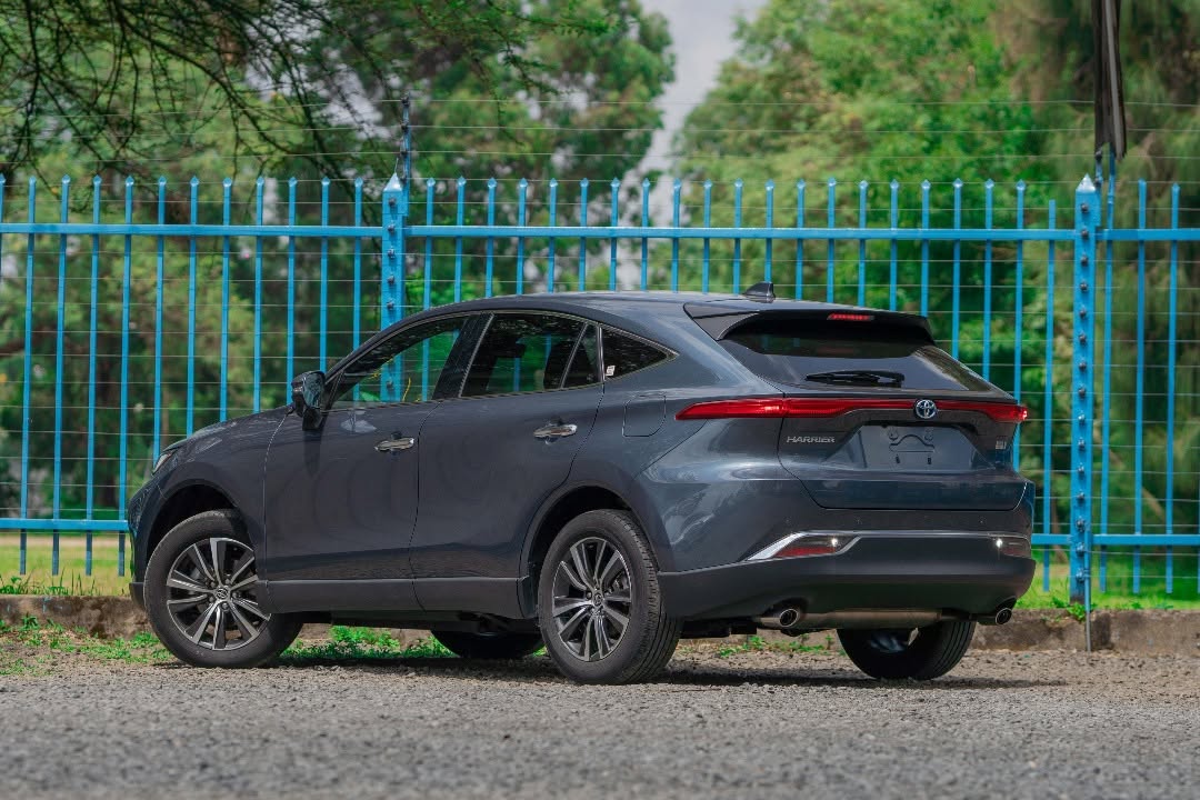 Toyota-Harrier (30)
